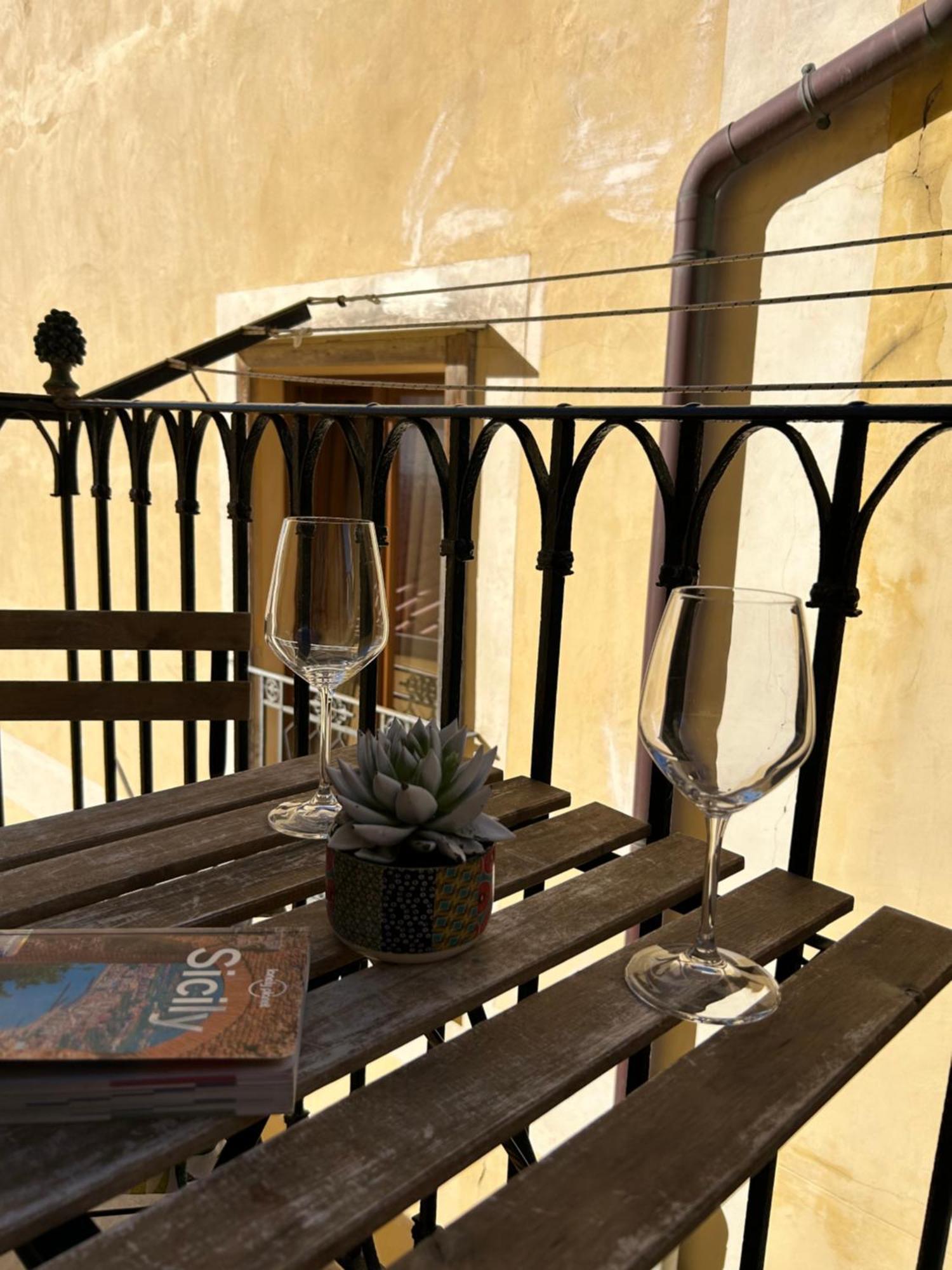 Sicilian Dream Apartments Cefalù Buitenkant foto